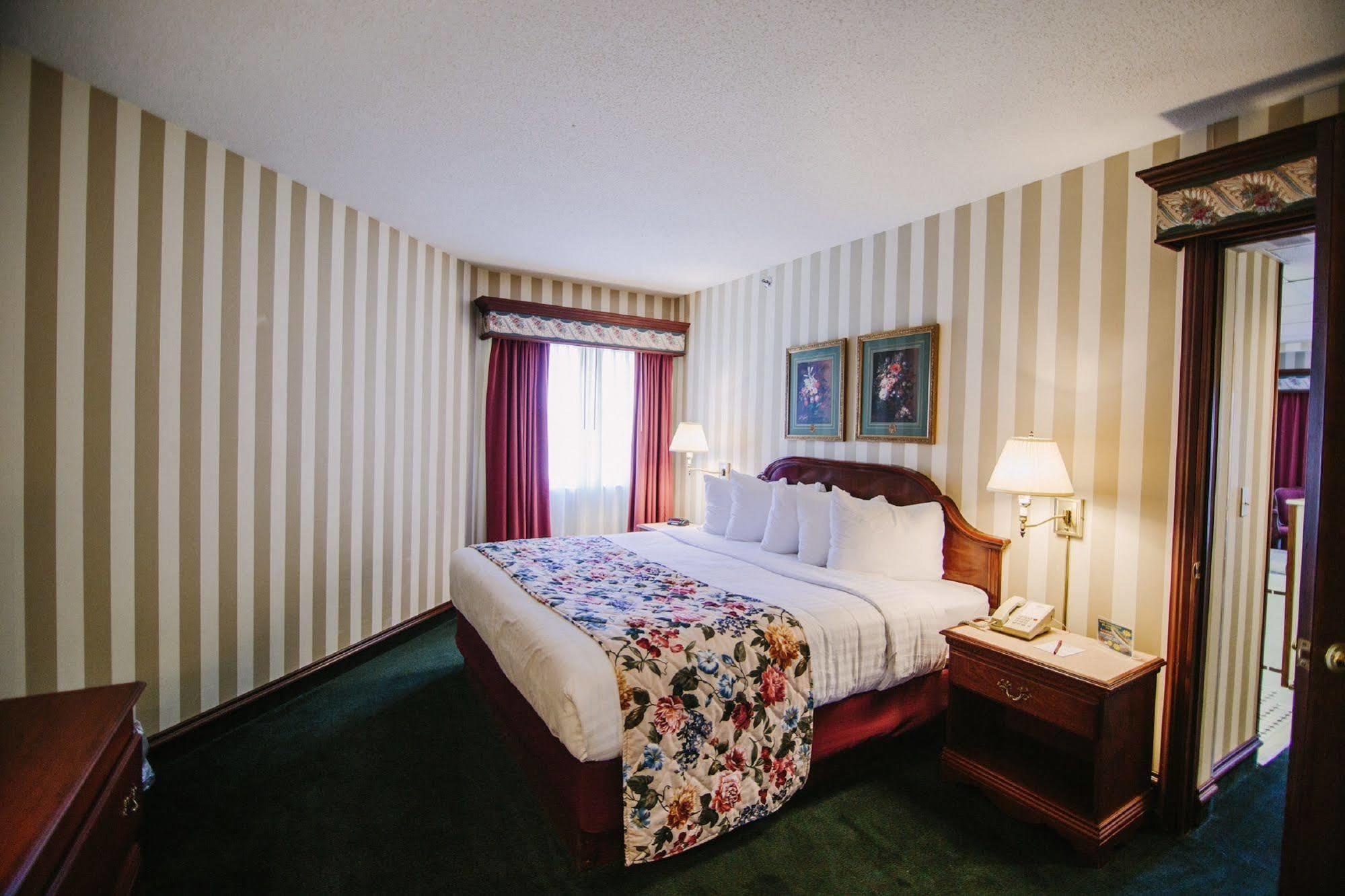 Bayshore Resort Траверс-Сити Экстерьер фото